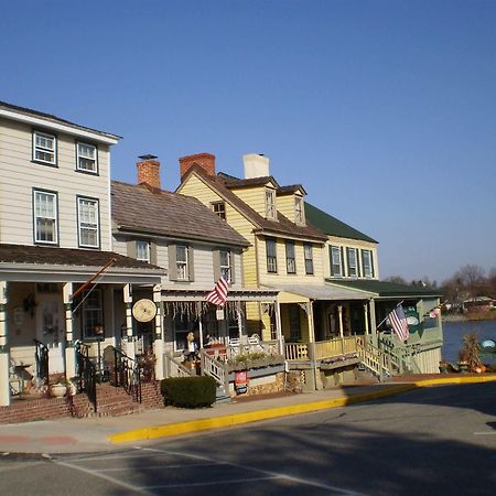 Inn At The Canal Bed & Breakfast Chesapeake City Buitenkant foto